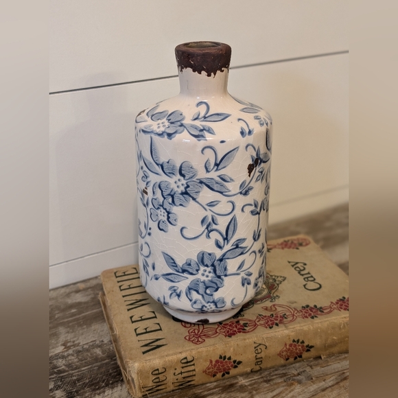 Beautiful Rustic Floral Vase NEW 8" 🇺🇲 - Picture 6 of 8